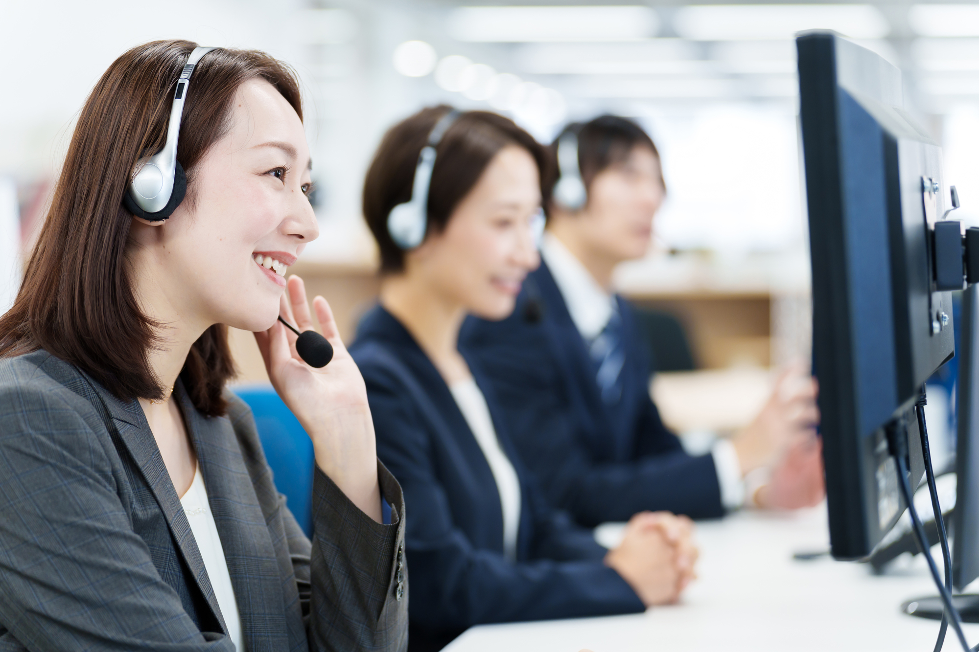 電話業務を効率化する方法は？課題・デメリット・改善策・おすすめツールを紹介