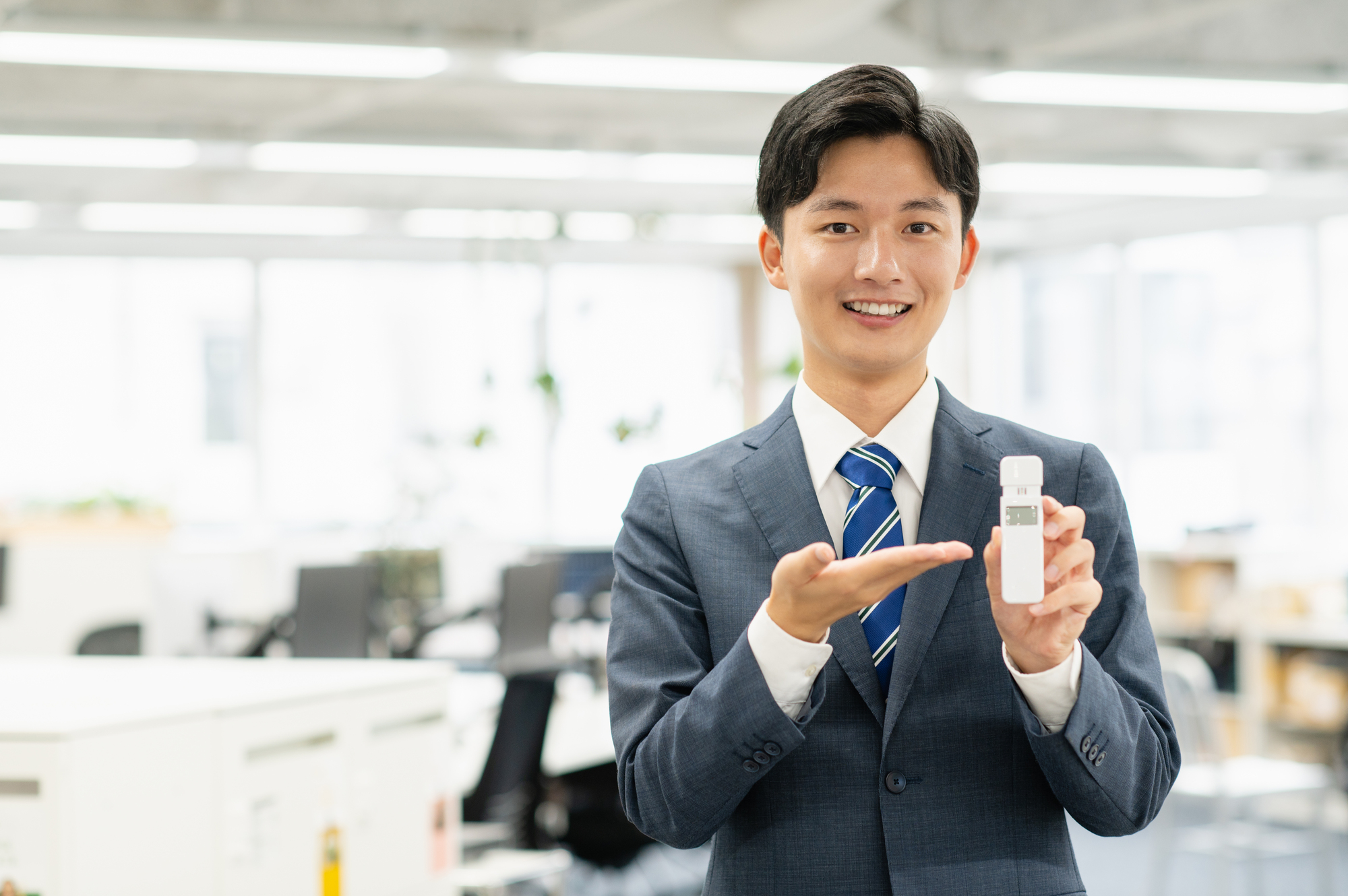 アルコールチェック運用の負担を軽減する外部委託という選択肢